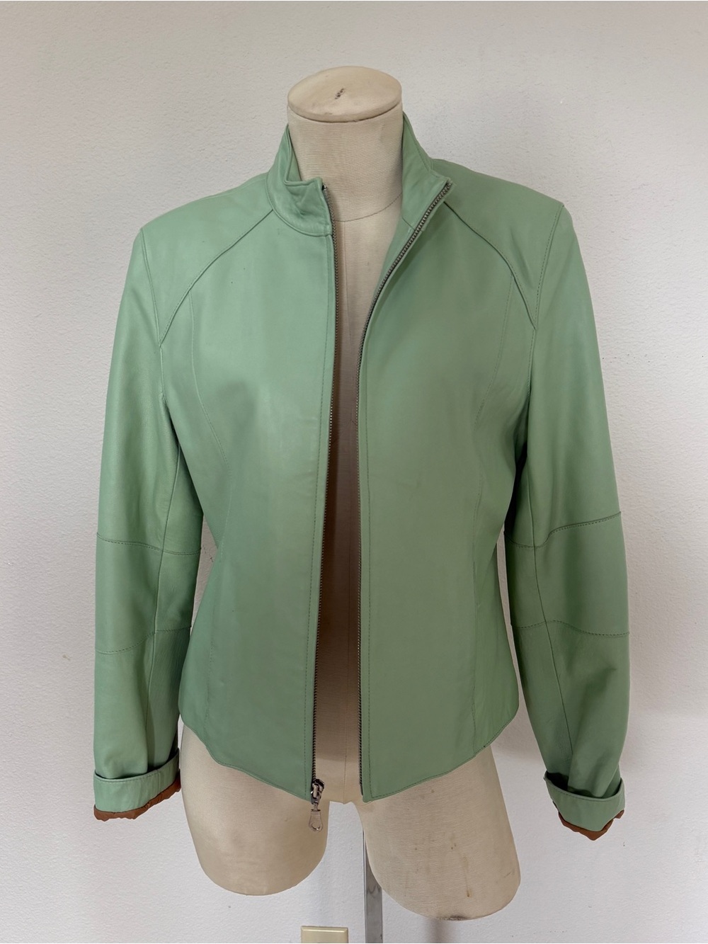 Vintage Wilson’s Leather Mint Green Jacket - Picture 2 of 11